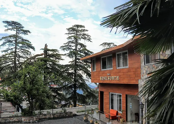 The Kenilworth Mussoorie By Stotrak On Mall Road With On-Site Parking