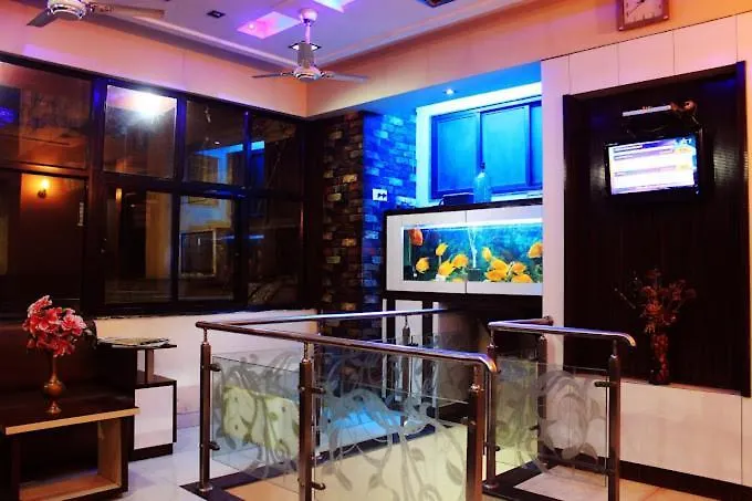 Stay Retreats At Rex Plaza - Nr Exhibition Centre, Vashi Navi Mumbai