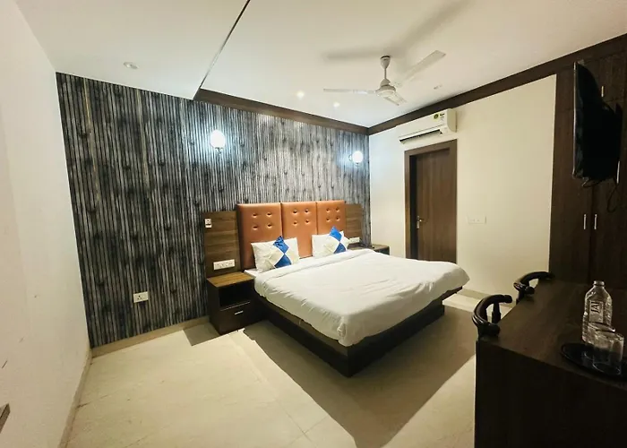 Hotel Mm Palace - Agra