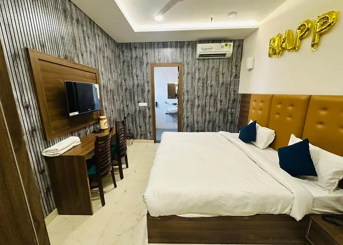 Hotel Mm Palace - Agra