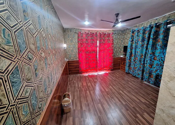Hotel Naseem Srinagar 