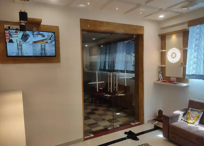 Hotel Savera Ahmedabad