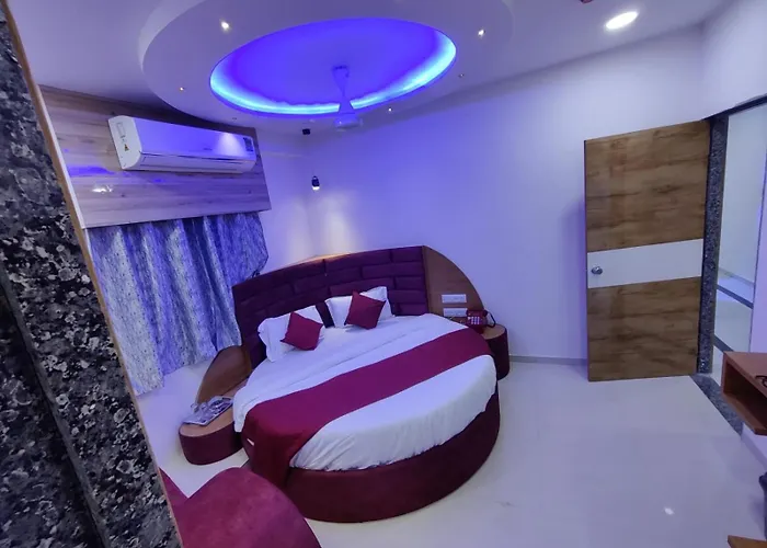 Hotel Savera Ahmedabad