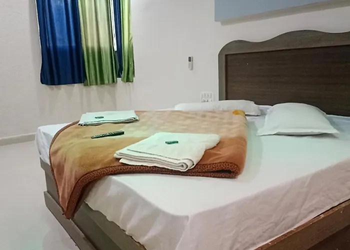 New Hotel Rajvihar Pachmarhi