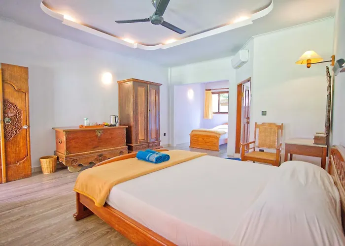 Uns Hotel - Bali Legian 