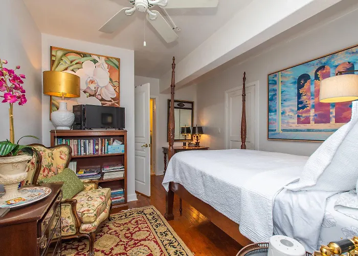 Burns Square Boutique Hotel Sarasota
