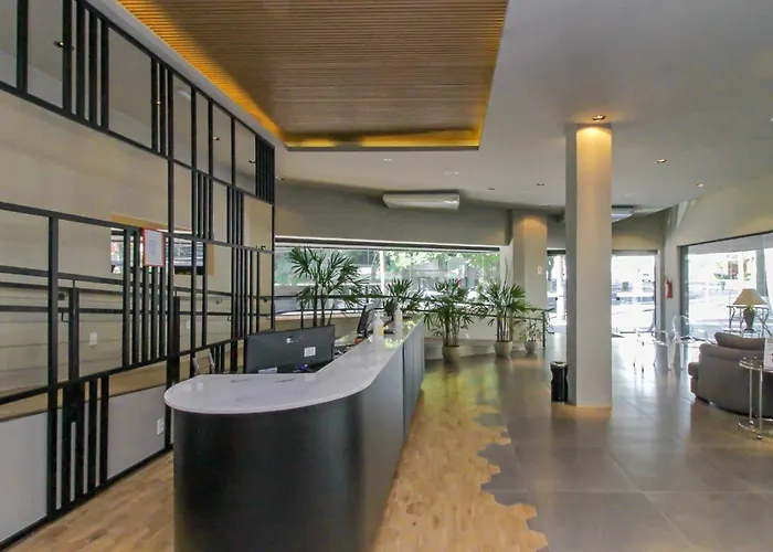 Coral Trade Prox A Pucrs E Ufrgs Hotel Porto Alegre