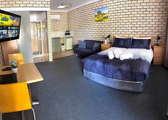 Cowra Crest Motel