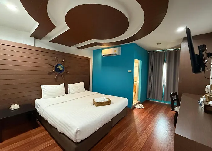 Bed By Cruise Hotel At Samakkhi-Tivanont Nonthaburi