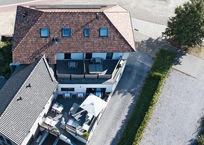 't pure genot Bed and Breakfast Dilsen-Stokkem