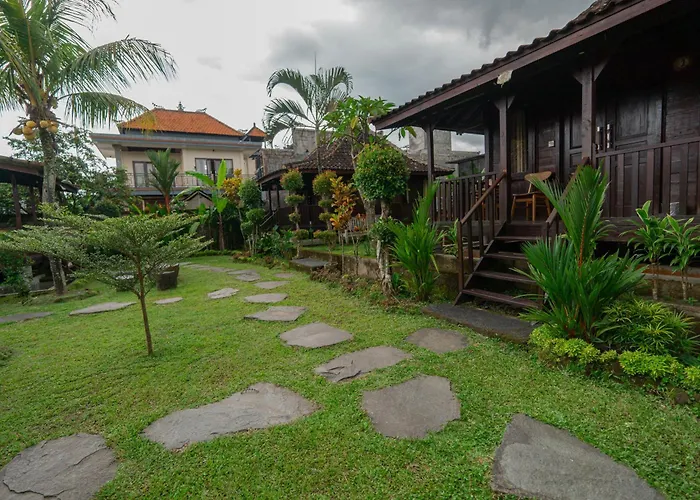 Pemulan House Hotel Ubud