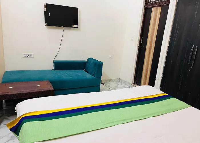 G B Palace Homestay Agra 