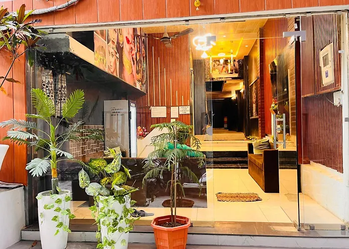 Pallav Guest House Ujjain