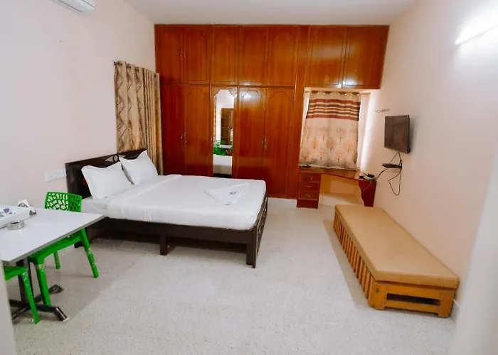 Akshatha Home Stay Bangalore