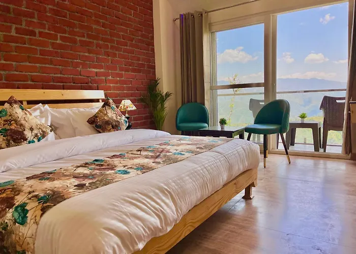 Hotel Pinerock & Cafe, Mussoorie - Mountain View Luxury Rooms With Open Rooftop Cafe
