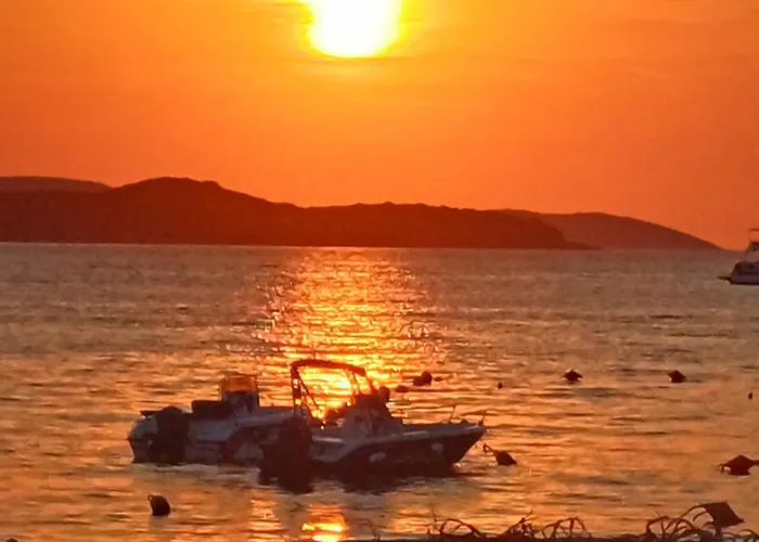 Villa 3 Ishujt Ksamil