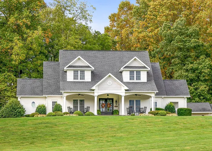 Bed & Breakfast On Tiffany Hill Mills River