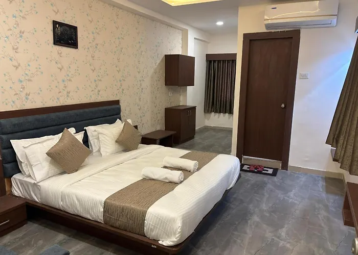 Hotel Mountain Bharuch
