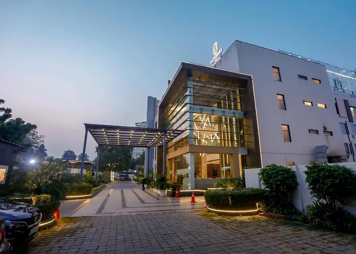 Sapphire Suites By Arif Castles Lucknow