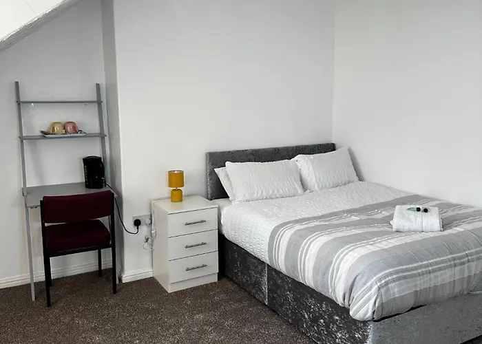 Le Crescent Rooms, Room Stays Middlesbrough