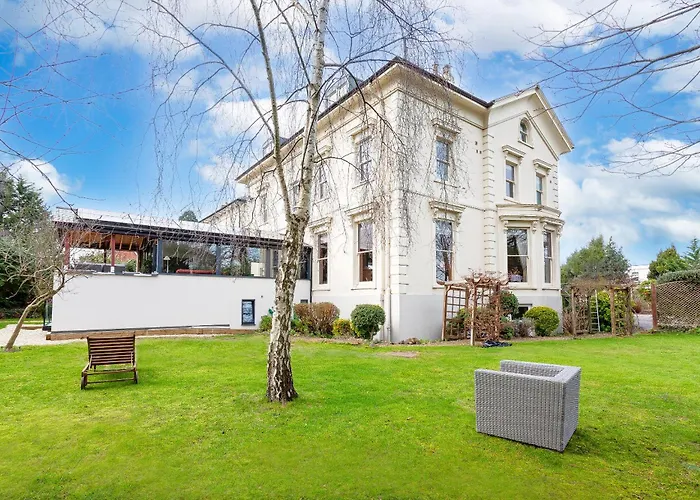 Beaumont House Hotel Cheltenham