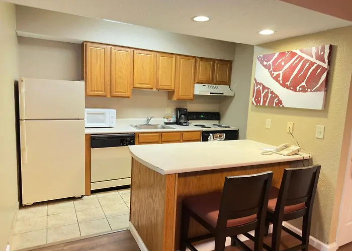 Hawthorn Extended Stay By Wyndham Wichita