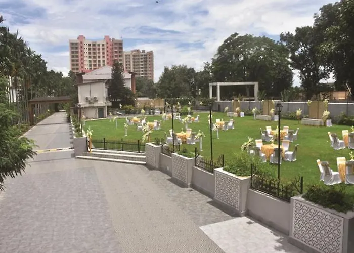 Sinclairs Siliguri Hotel