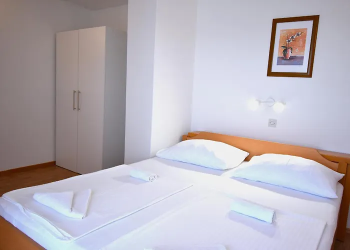Guest House Sandra Rab Town