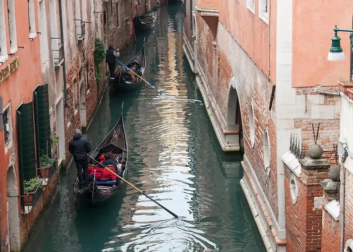 Simon' Secret Hotel Venice