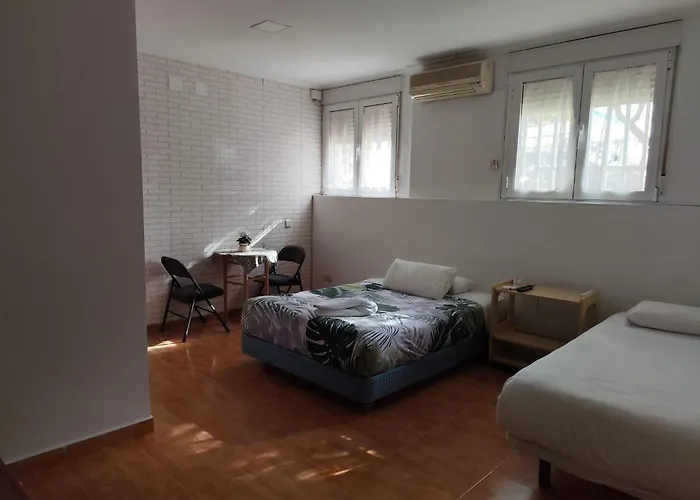 Apartamento Y Habitaciones El Colmenar Madrid