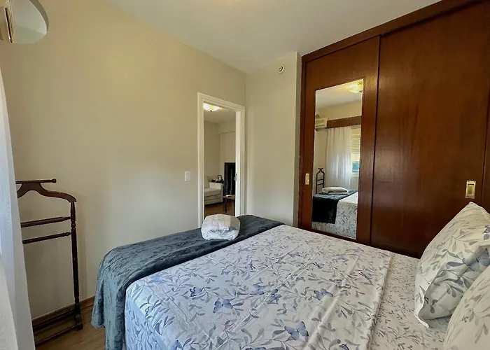 Flat Funchal JK Vila Olímpia Limpeza Diária São Paulo