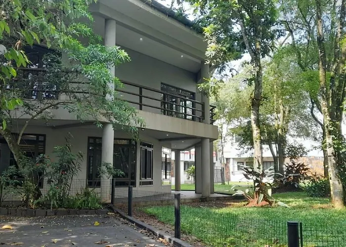 Hotel Bagu ÑAMANDU GUAZU Puerto Iguazú