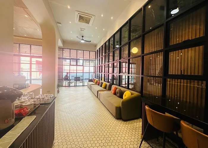 14 Sathorn Hotel Bangkok