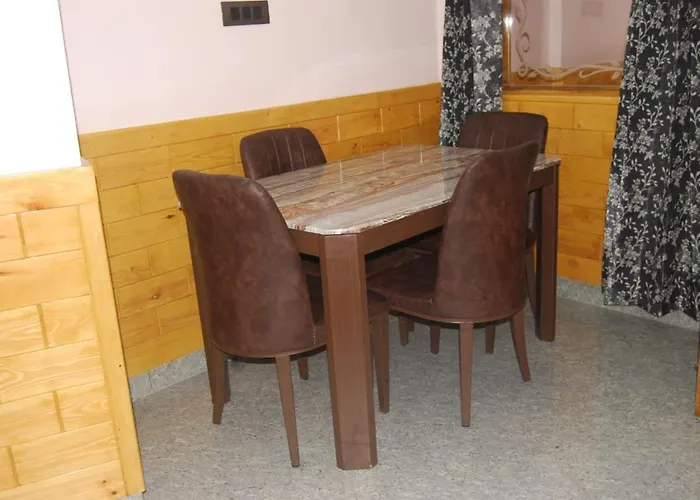 Sharma Homestay Dalhousie