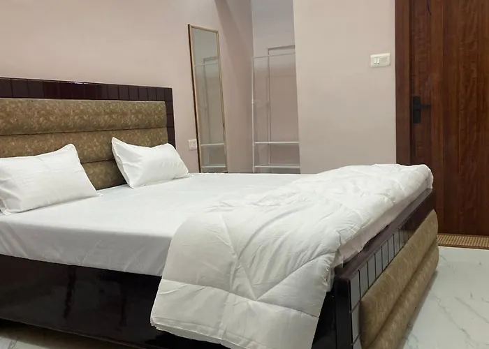 Nirmal Niwas Hotel Varanasi