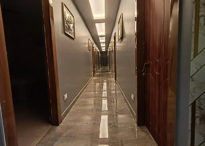 Hotel Paradise Guwahati