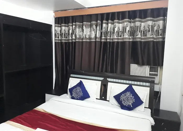Hotel Linkway Deluxe Patna 