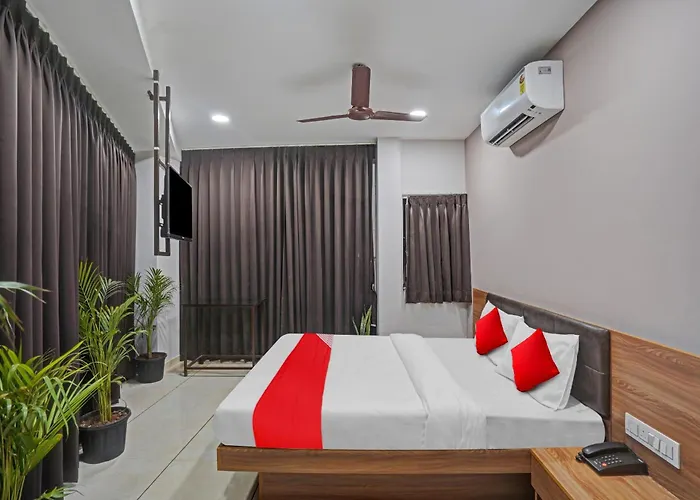 Hotel Sukoon, Best Luxurious Hotel Rooms In Surat City Center