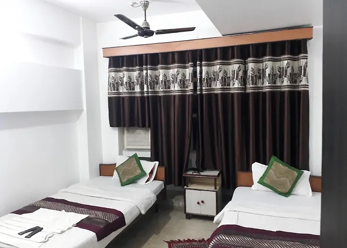 Hotel Linkway Deluxe Patna 