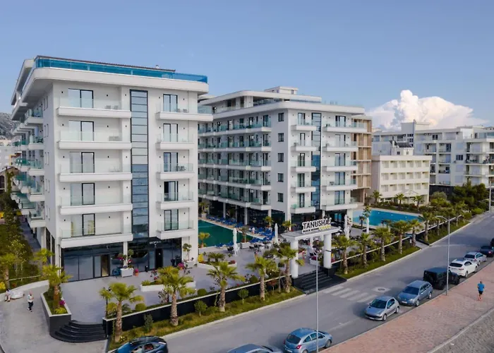 Tanushaj Beach Resort Shëngjin