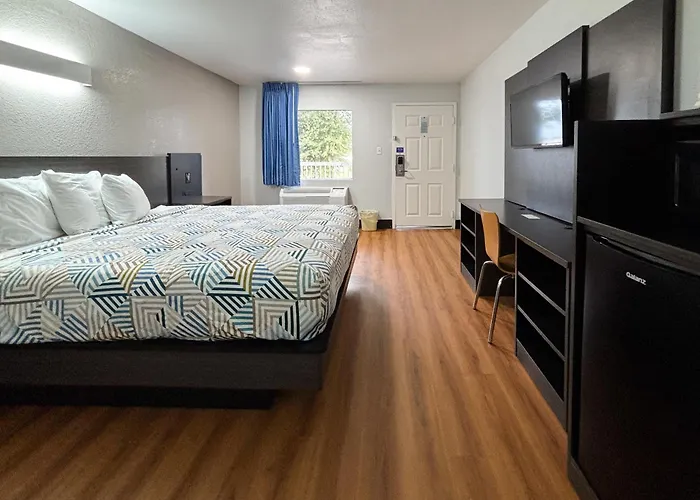 Studio 6 Sulphur La