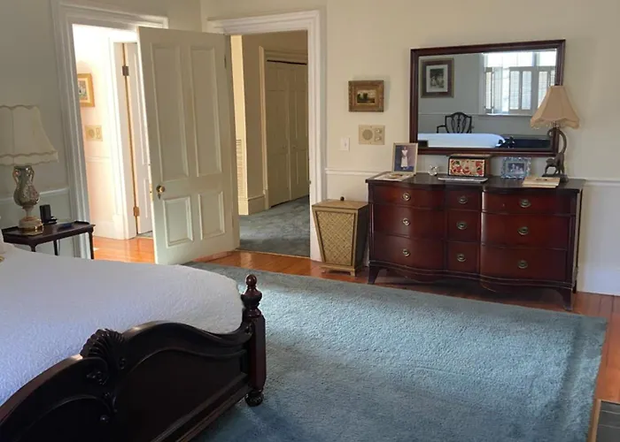 Springwood Inn Anniston