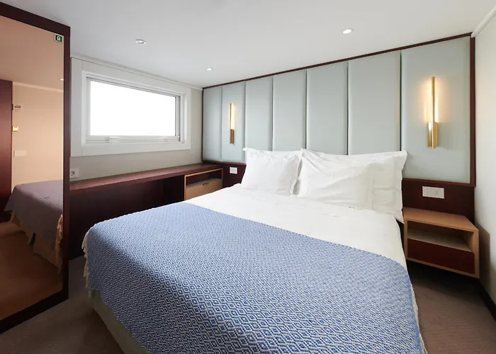 Costa Do Sal Hotel Boat Lounge Aveiro