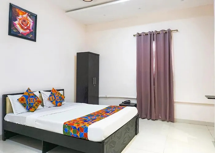 Fabhotel Rachana Residency - Nr Shivaji Nagar Metro Station Pune