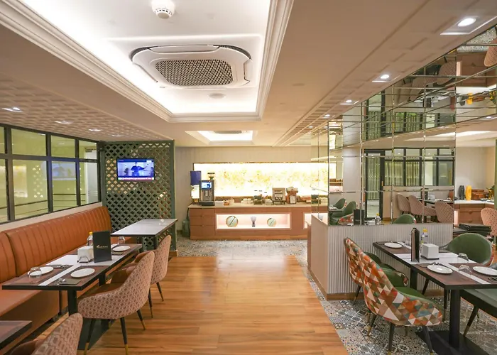 Atithi House Hotel Greater Noida