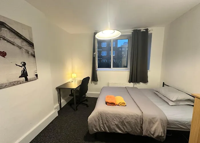 Shoreditch Rooms R1 London