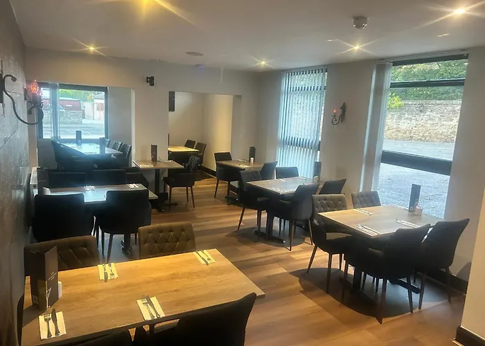 Crown Hotel & Bar Inverness