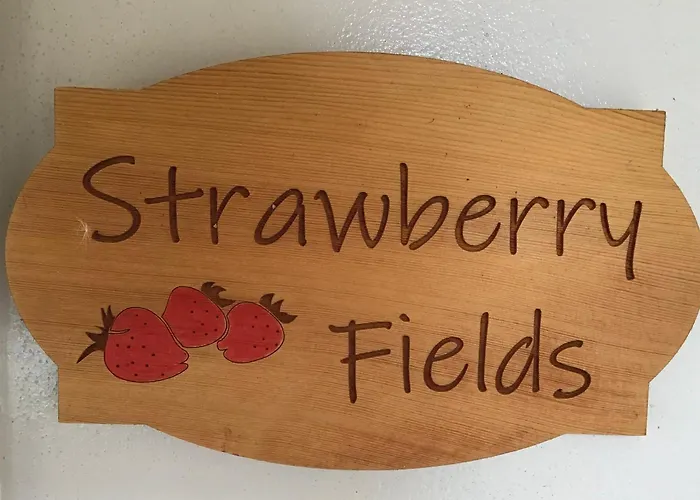 Strawberry Fields Is Now C L O S E D Bed & Breakfast Devonport