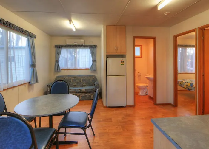 Highway Tourist Village Narrabri