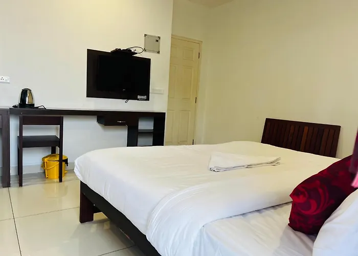 White House Inn Kochi